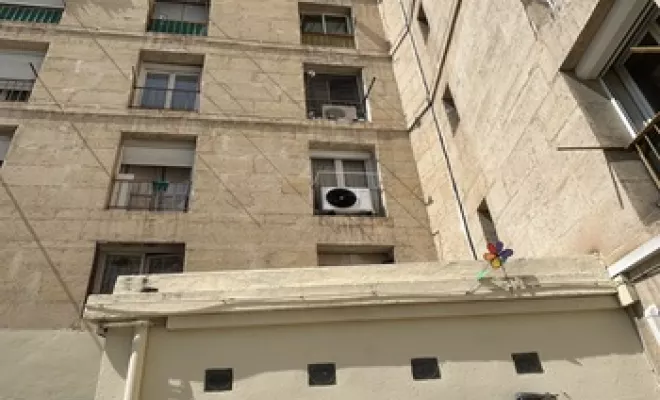 Pose d'une climatisation de marque Bosch dans un appartement à Marseille, Marseille, SIDPROGAZ